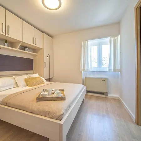 Stari Grad Sleeps 6 * Stari Grad (Hvar)